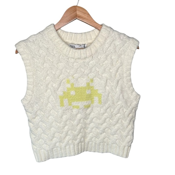 NWT Zara x Space Invaders 8-Bit Cable Knit Chunky Sweater Vest - Picture 3 of 15